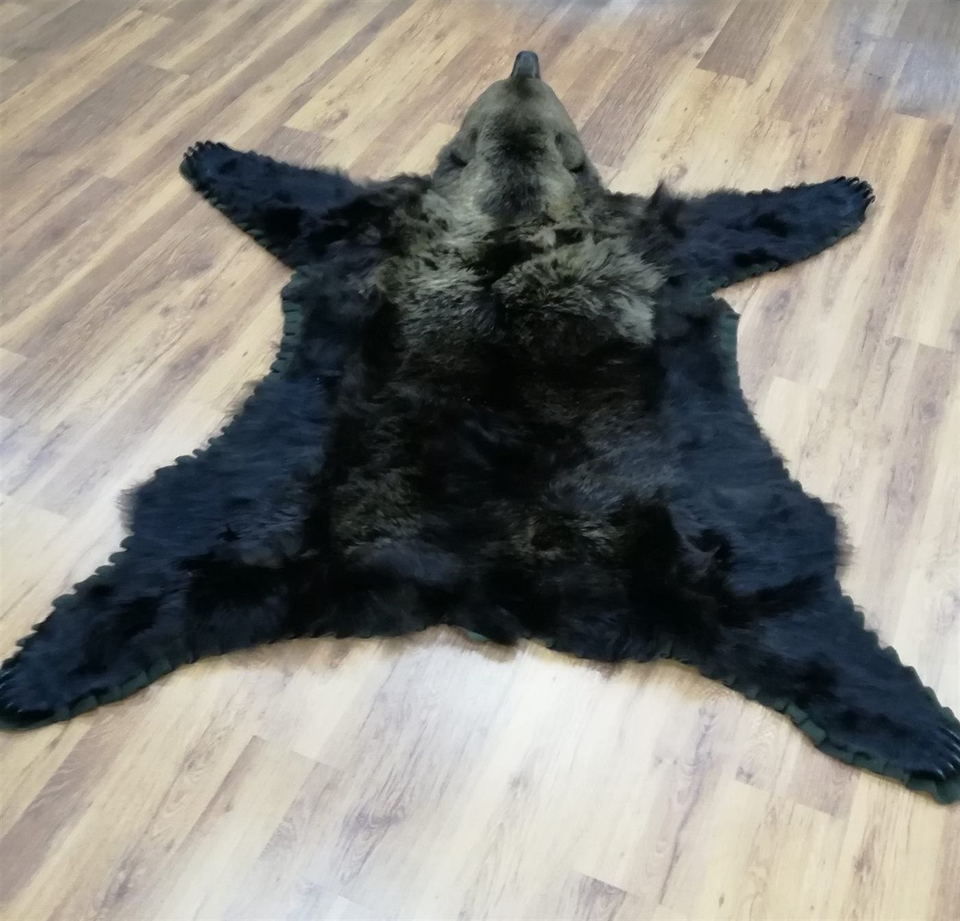 Ковёр из медведя 185 см